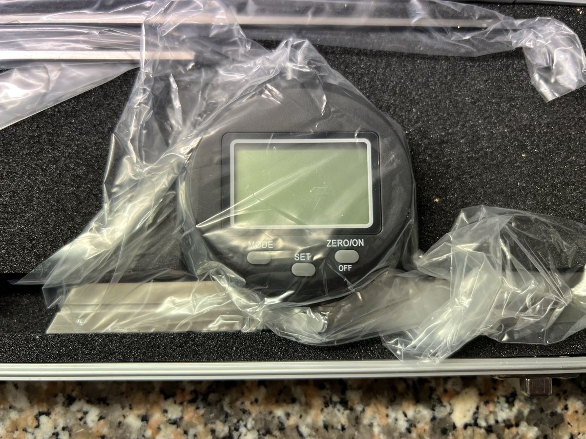 Misurare: Universal Winkelmesser digital – Nuovo e nell'imballaggio originale da Hünenberg venduto da Abtech 1
