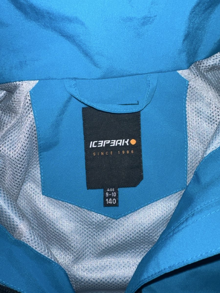 Jacken & Mäntel: leichte Regenjacke Icepeak Grösse 140  – Gebraucht aus Mörschwil von tweety9402 1