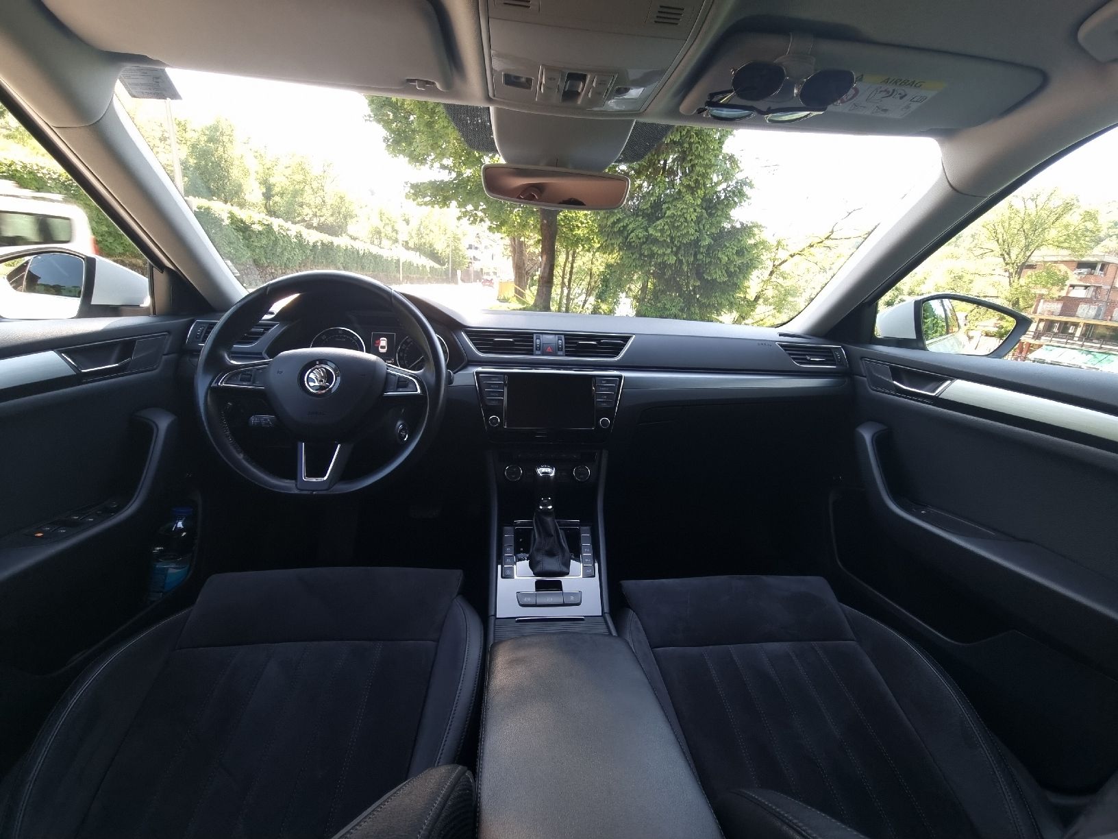 Skoda Autos: ŠKODA Superb 4x4 – Gebraucht aus Zuchwil von Bricoo5 5