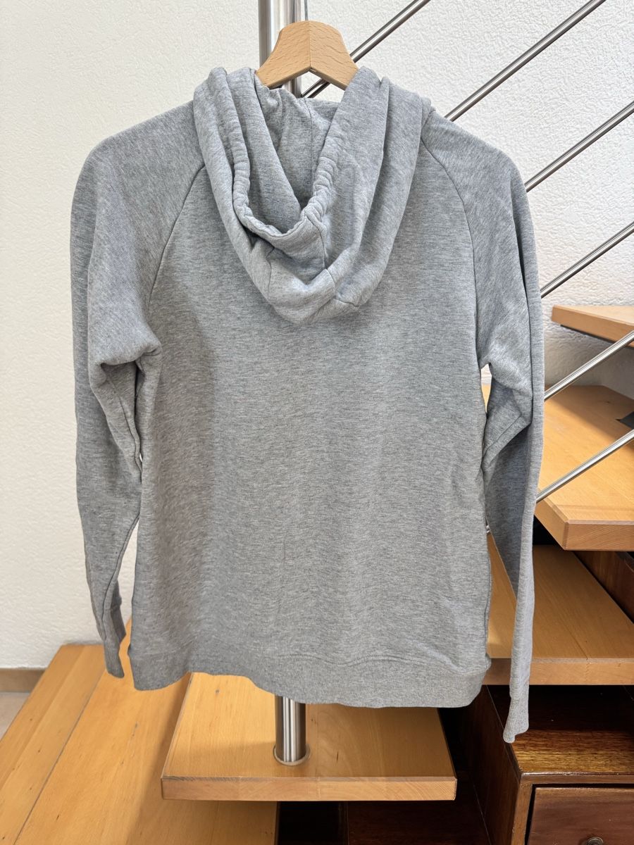 Ellesse Maglioni & Felpe: sweat à capuche Ellesse gris – Usato da Lonay venduto da nei_79jc 3