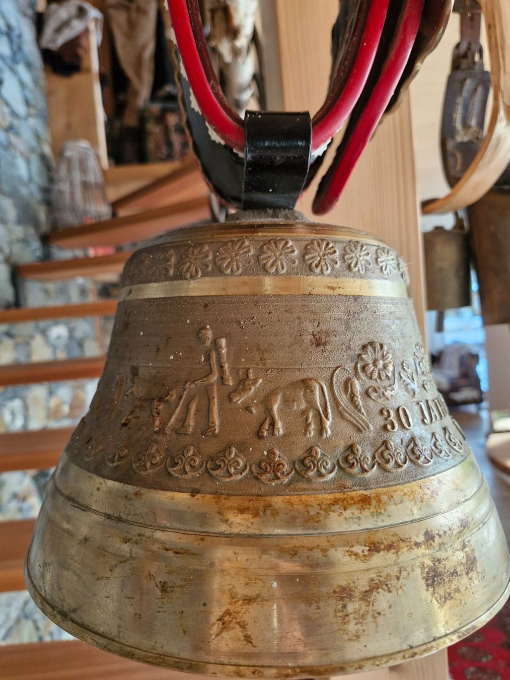 Cloches & sonnailles: Glocke Treichel – D'occasion à Guarda par rue_bpd7 1