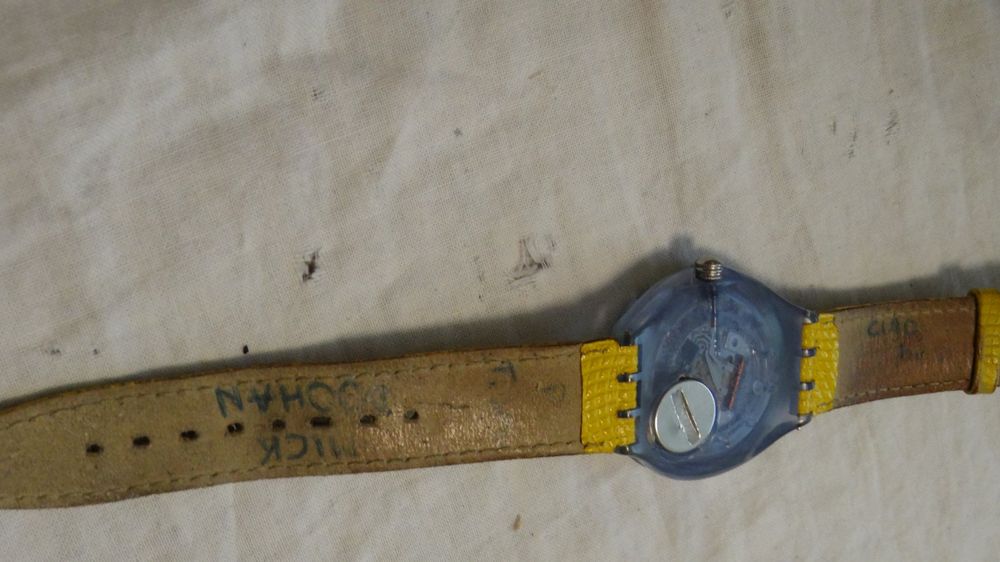 Swatch Orologi: S-WATCH  SCHÖNE HERREN UHR,QUARTZ.SCHÖNE MODE .LÄÜFT – Usato da zürich venduto da ahmad01 2