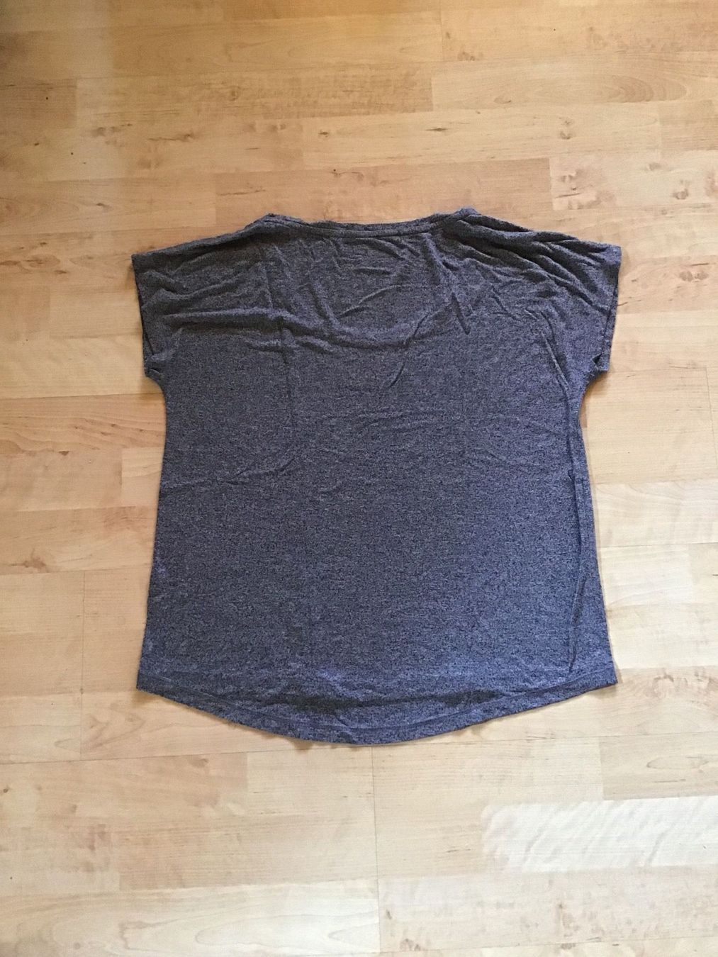 T-Shirts: T-Shirt "crivit" Gr. S... – Gebraucht aus Uetendorf von Koh0 1