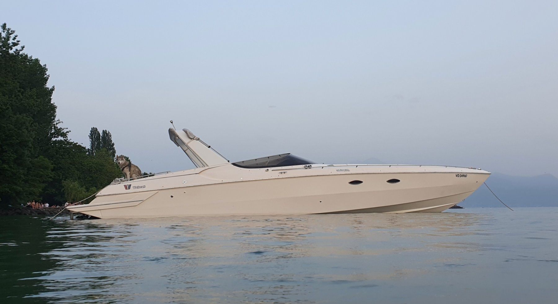 Wellcraft Barche: Wellcraft Scarab 34 Excel 1993 (final version) – Usato da Oron-la-Ville venduto da NiKi-Pictures