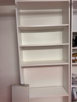 ein weiteres IKEA BILLY Regal - Farbe weiss