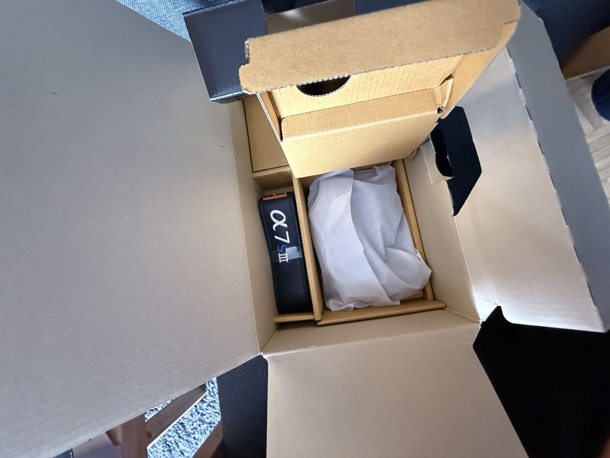 Sony Fotocamera: Sony A7Siii / NEU ZUSTAND  – Nuovo (secondo la descrizione) da Mellingen venduto da Rubenbelz 4