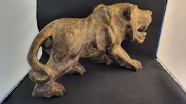 Antike Holzfigur Tiger, handgeschnitzt, massiv und gross