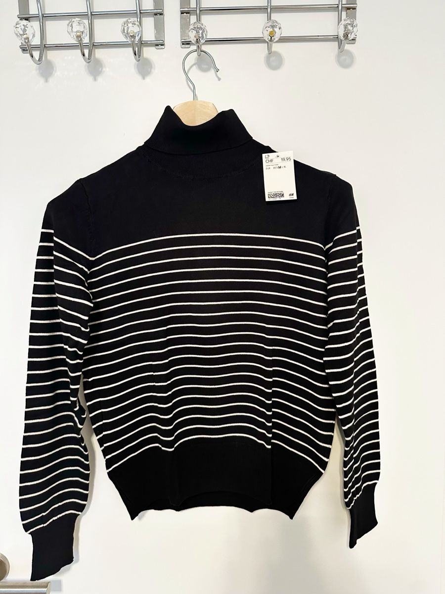 H&M Maglioni & Felpe: H&M Rollkragpullover, Grösse M, Schwarz/Weiss Gestreift-neu! – Nuovo (secondo la descrizione) da Eglisau venduto da Brewster1 2