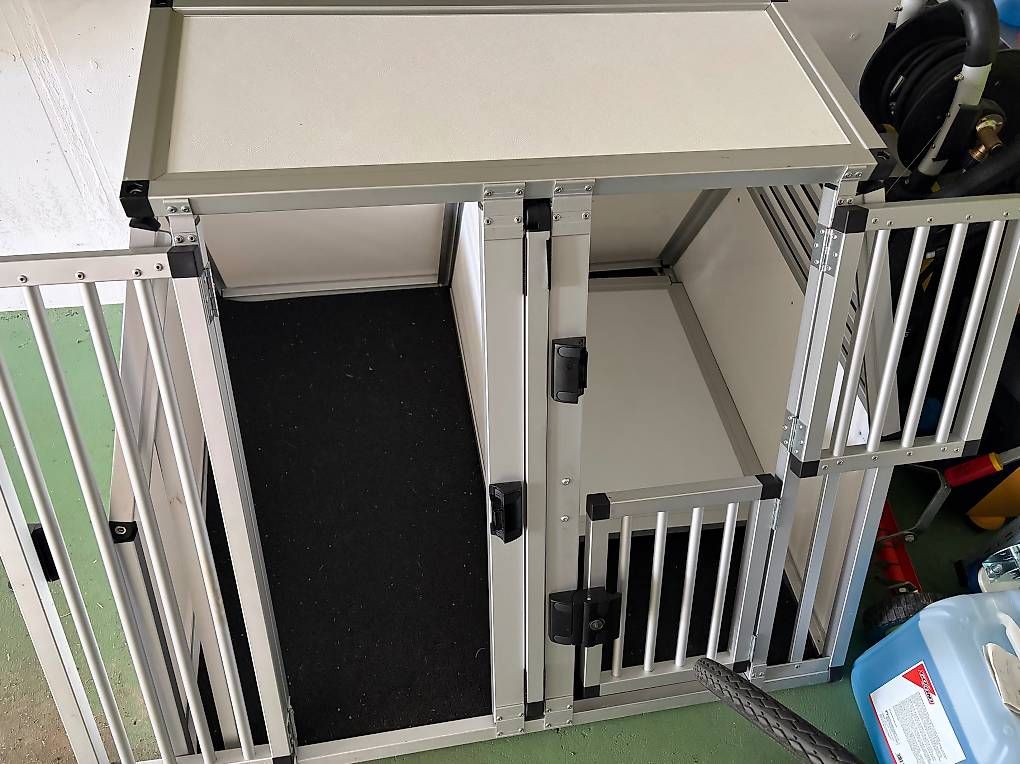 Cucce & Letti: Hundeboxe mit 3 Abteilen – Usato da Lausen venduto da hagakure05 1
