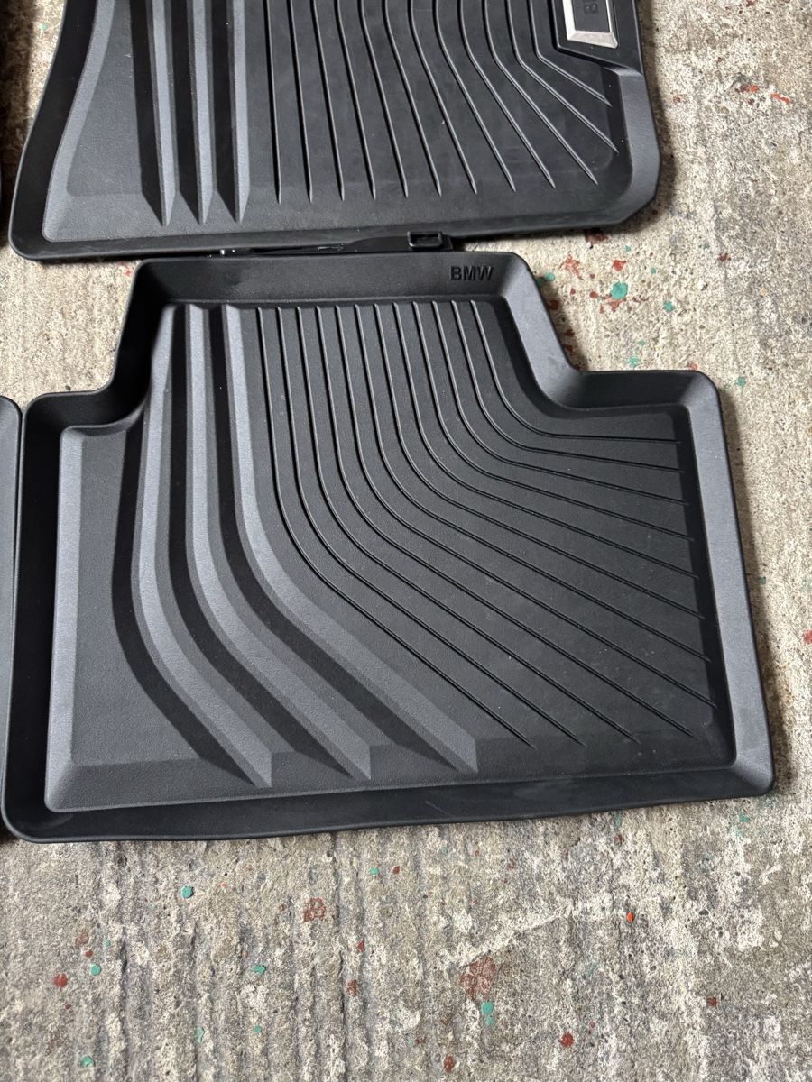 BMW Tappeti & Tappetini: Originale BMW M3 / M3 Touring Gummimatten – Usato da Oberbüren venduto da inf_7c5h 4