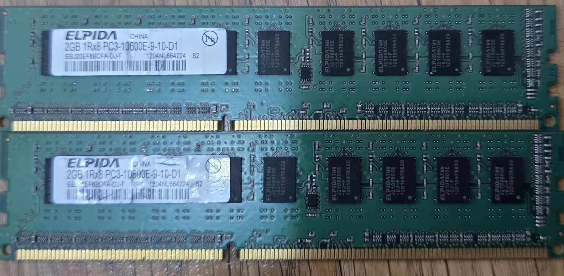 Memory / RAM: 2x Elpida PC3-10600E 2GB DDR3 RAM modules – Gebraucht aus Zell LU von MatiMati2706