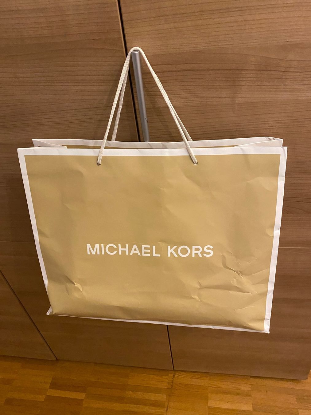 Michael Kors Borse da donna: Michael Kors Tasche – Nuovo e nell'imballaggio originale da Kaiseraugst venduto da RJ03 5