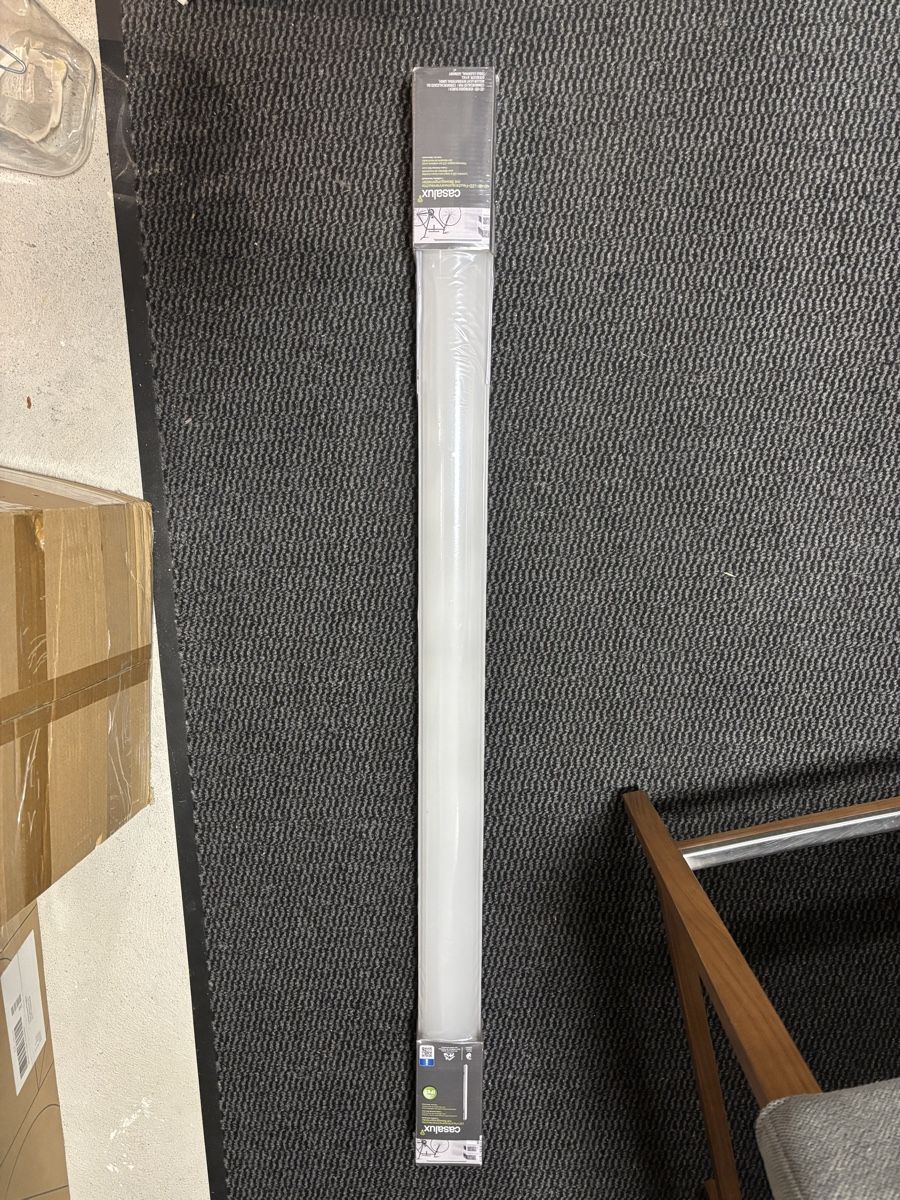 Lampadari & plafoniere: LED Leuchte Aussen oder  Feuchtraum mit Bewegungsmelder Neu! – Nuovo e nell'imballaggio originale da Dielsdorf venduto da LudmilaC