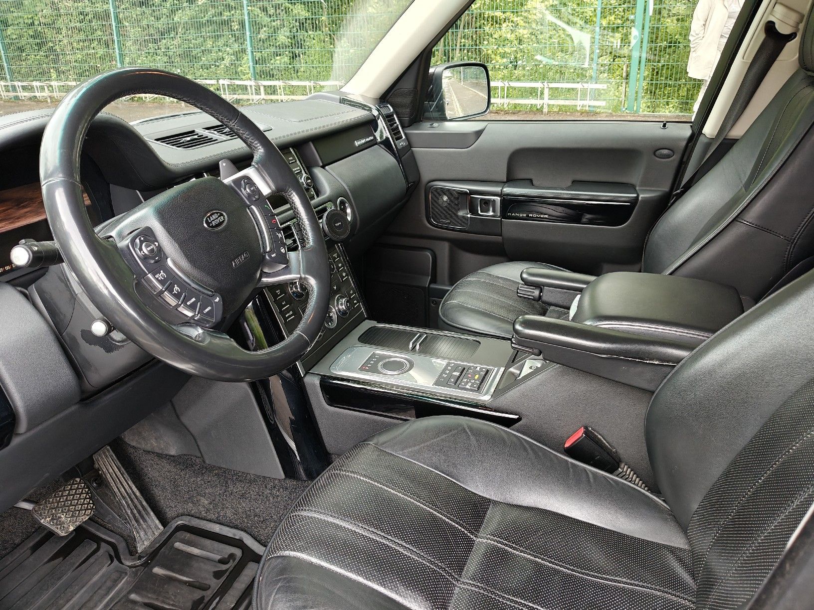 Land Rover Automobili: Range Rover Vogue Tdv8 4.4 – Usato da Birsfelden venduto da Konstantin.4127 3