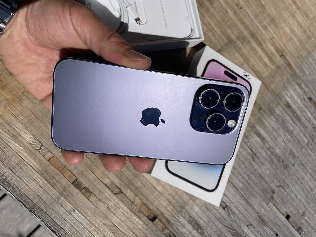 Telefoni cellulari / Smartphones: iPhone 14 Pro 512 GB Dunkellila – Usato da Hilterfingen venduto da Thomasnr1