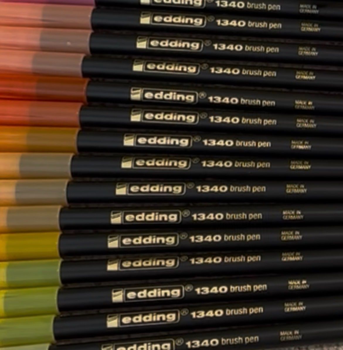 Edding Penna & Evidenziatori: Handlettering Set von Edding, diverse Stifte und Farben – Usato da Frauenfeld venduto da Kasperli12 1