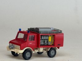VE1- Roco  Mercedes Unimog Feuerwehr Rüstwagen