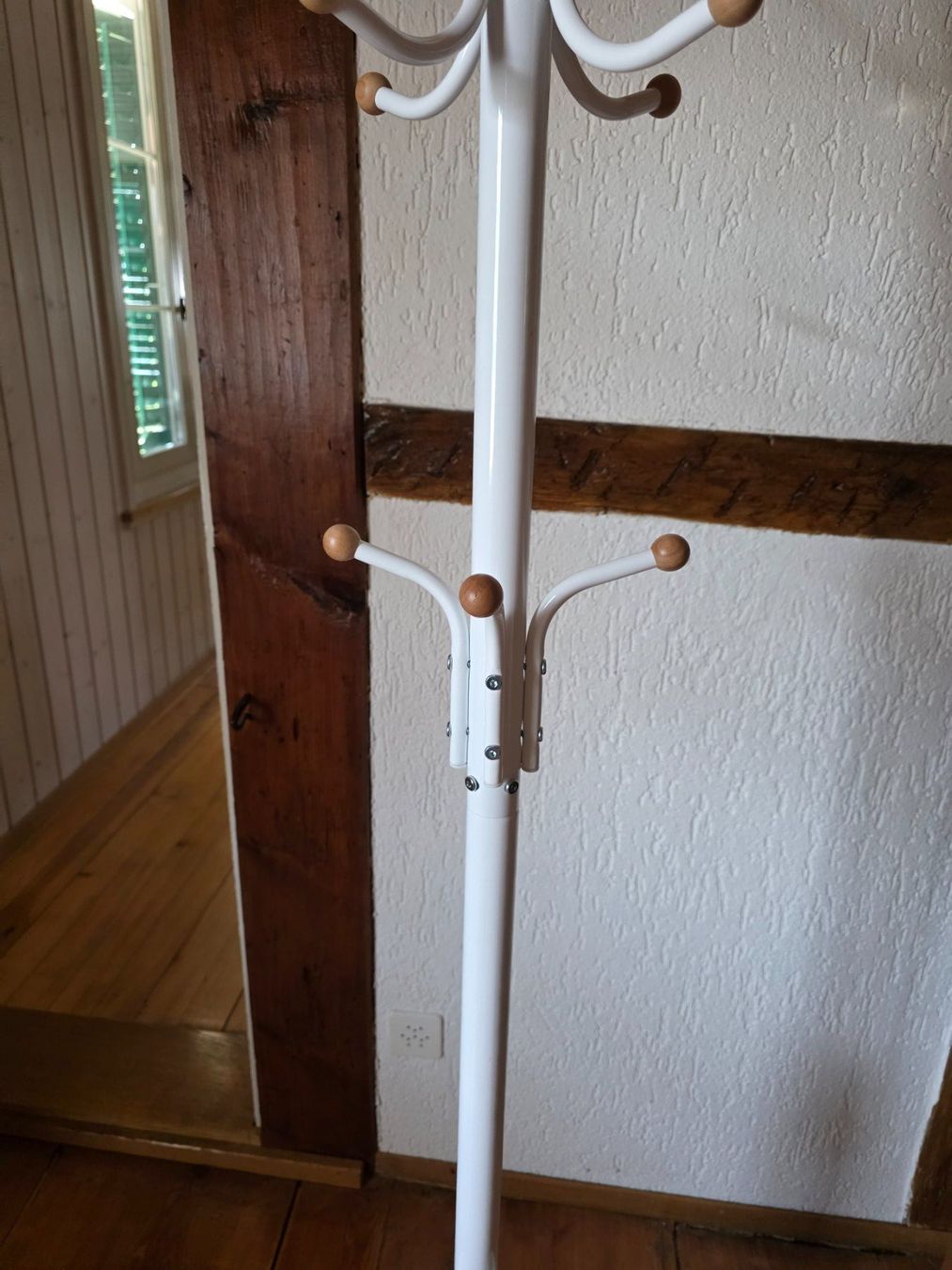 Guardaroba: Metall Kleiderständer 184 cm weiss Garderobe – Usato da Walterswil BE venduto da Lonitti 2