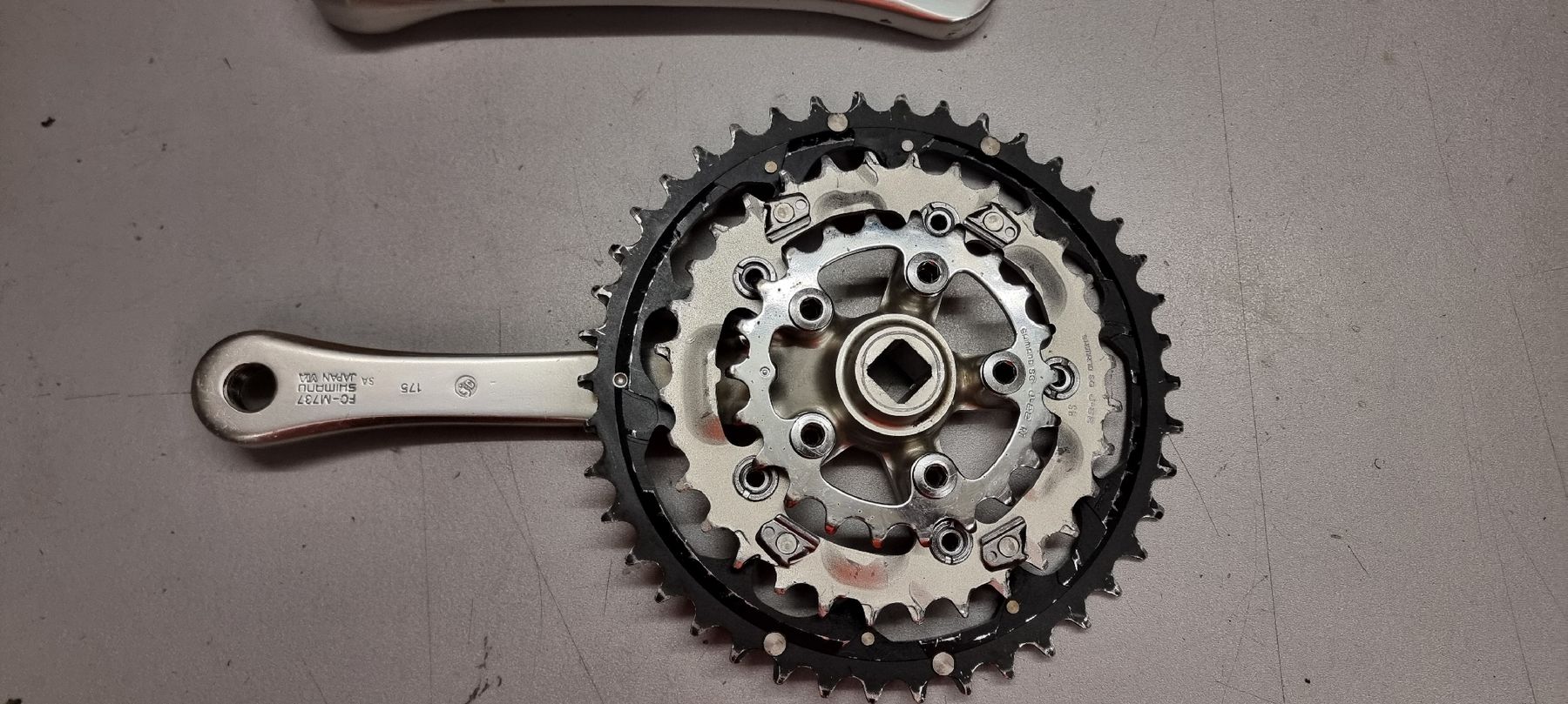 Shimano Pezzi di ricambio: Shimano XT M737 Kurbel - Versand möglich  – Usato da Seon venduto da Stibinio 5