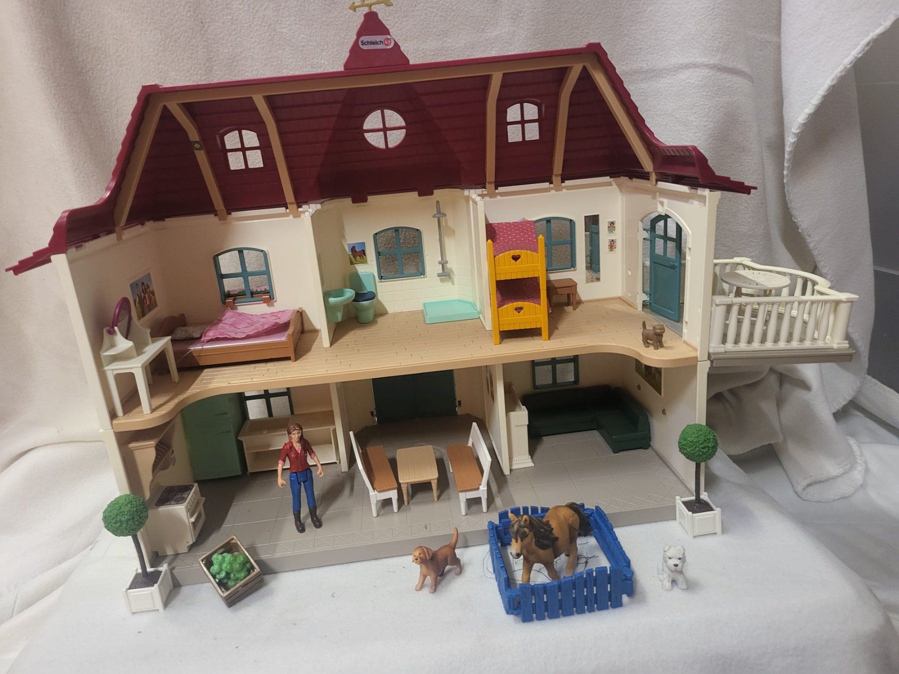 Schleich Jouets: Schleich Pferdehof plus Pferde, XXL – D'occasion à Birsfelden par mim_bph7 3