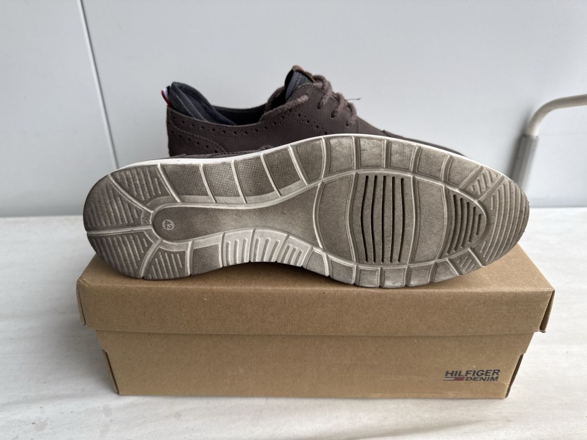 Tommy Hilfiger Scarpe da uomo: Schuhe / chaussures TOMMY HILFIGER – Nuovo (secondo la descrizione) da Lausanne venduto da joshua75 3