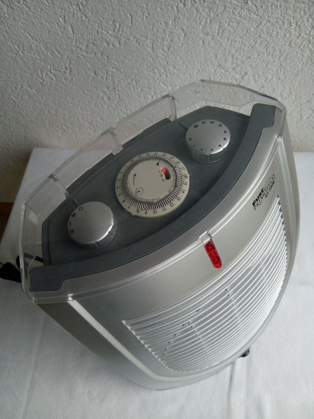 Primotecq Radiatori: Heizlüfter Fust Primotecq – Usato da Pratteln venduto da Zund-88-Funken 2