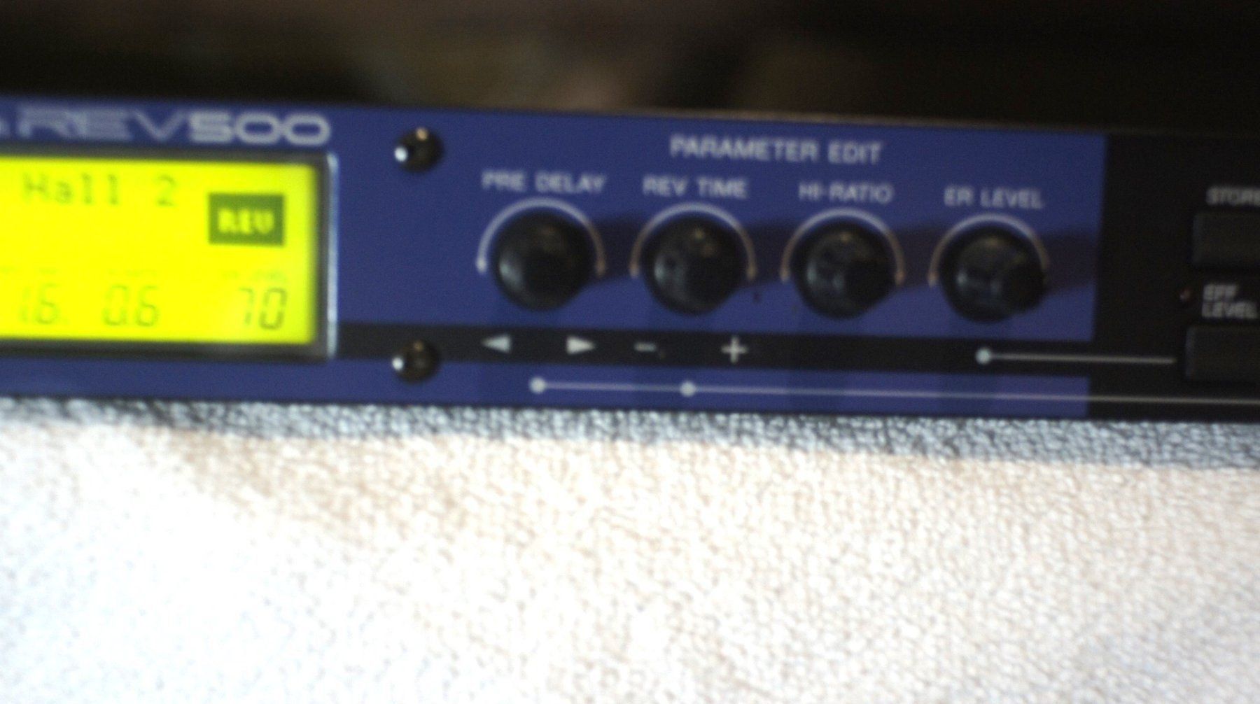 Yamaha Equalizzatori: Yamaha REV 500 reverb/ hall – Usato da Zénauva venduto da Alois6 1
