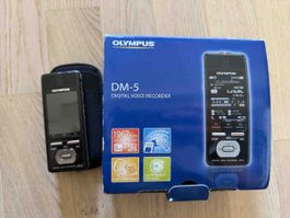 Registratore vocale Olympus DM-5 con accessori