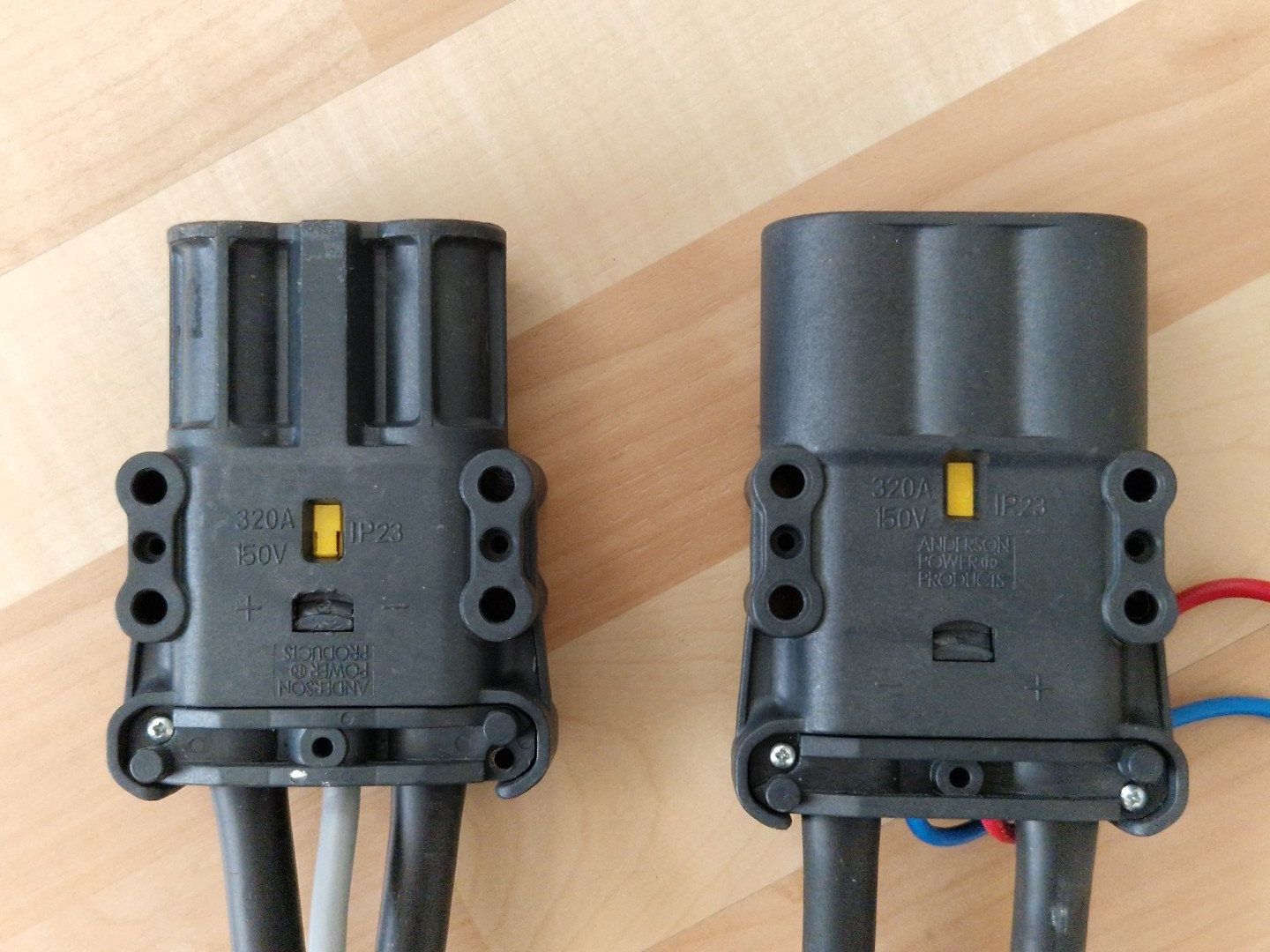 Elektronikbauteile: Anderson Powerpole Konnektoren 320A / 150V – Gebraucht aus Au ZH von myamisumi 2