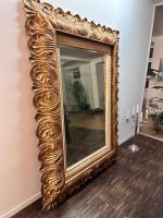 Grosser Wandspiegel zu verkaufen