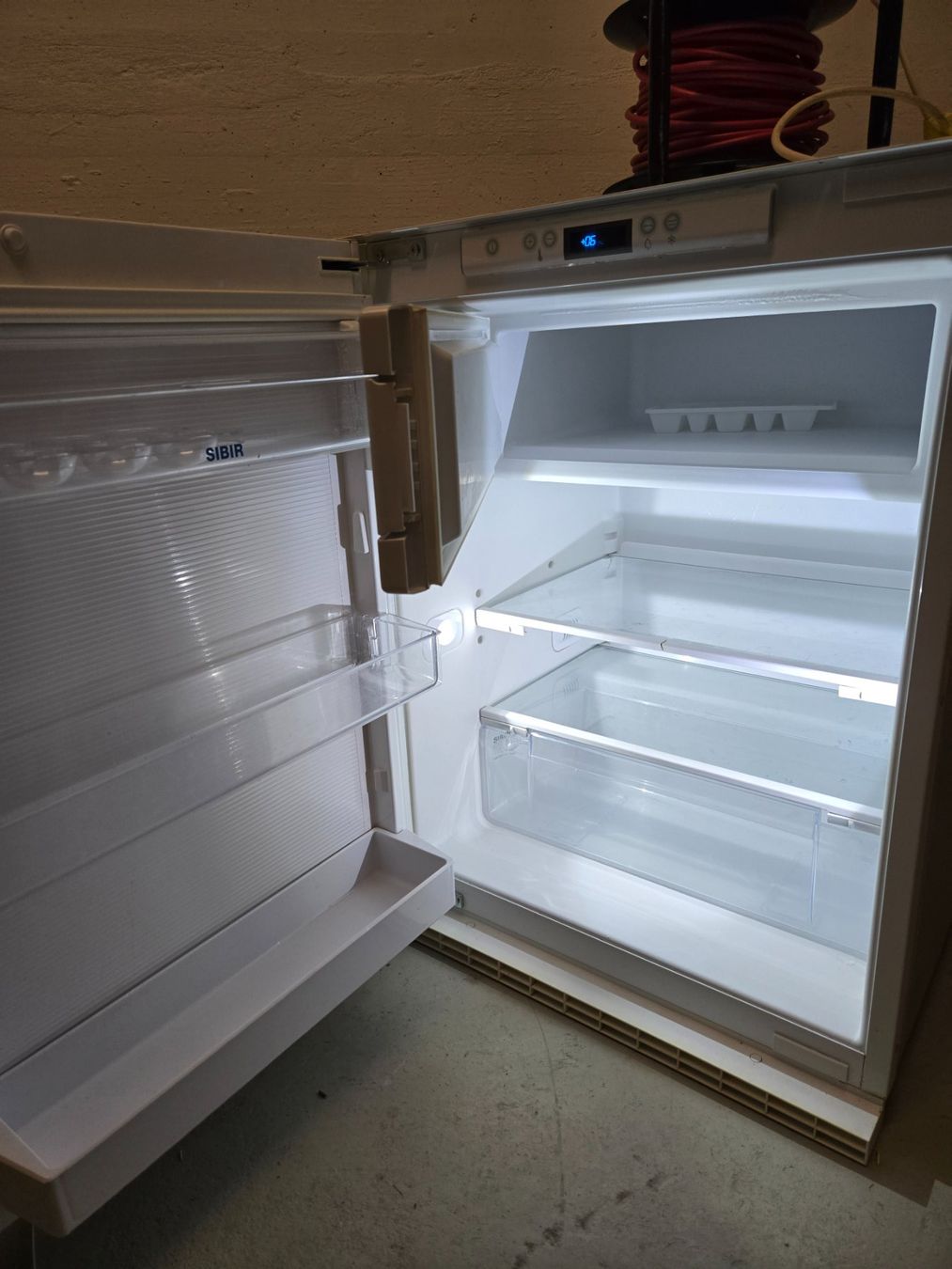 Sibir Kühlschrank: Kühlschrank Sibir 55cm breite – Gebraucht aus Oberglatt ZH von albarpitsch 2