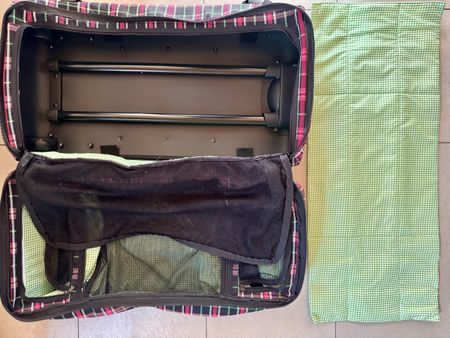 Karierter Dakine Rollkoffer / Reisetasche 