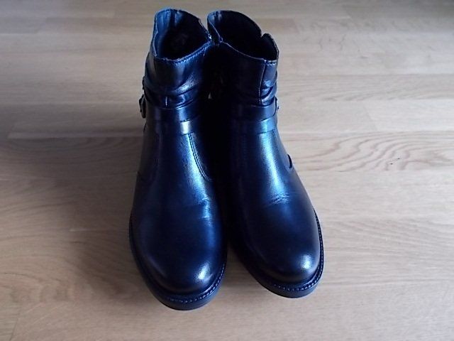 Chaussures femmes: Stiefeletten Gr.36 – Neuf (Voir description) à Chexbres par indi03 1