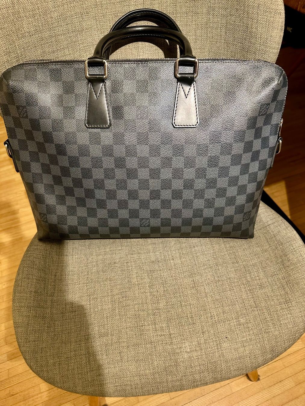 Louis Vuitton Valigie & Borse: Louis Vuitton Black Damier Graphite Porte Documents – Usato da Winterthur venduto da ivan12891