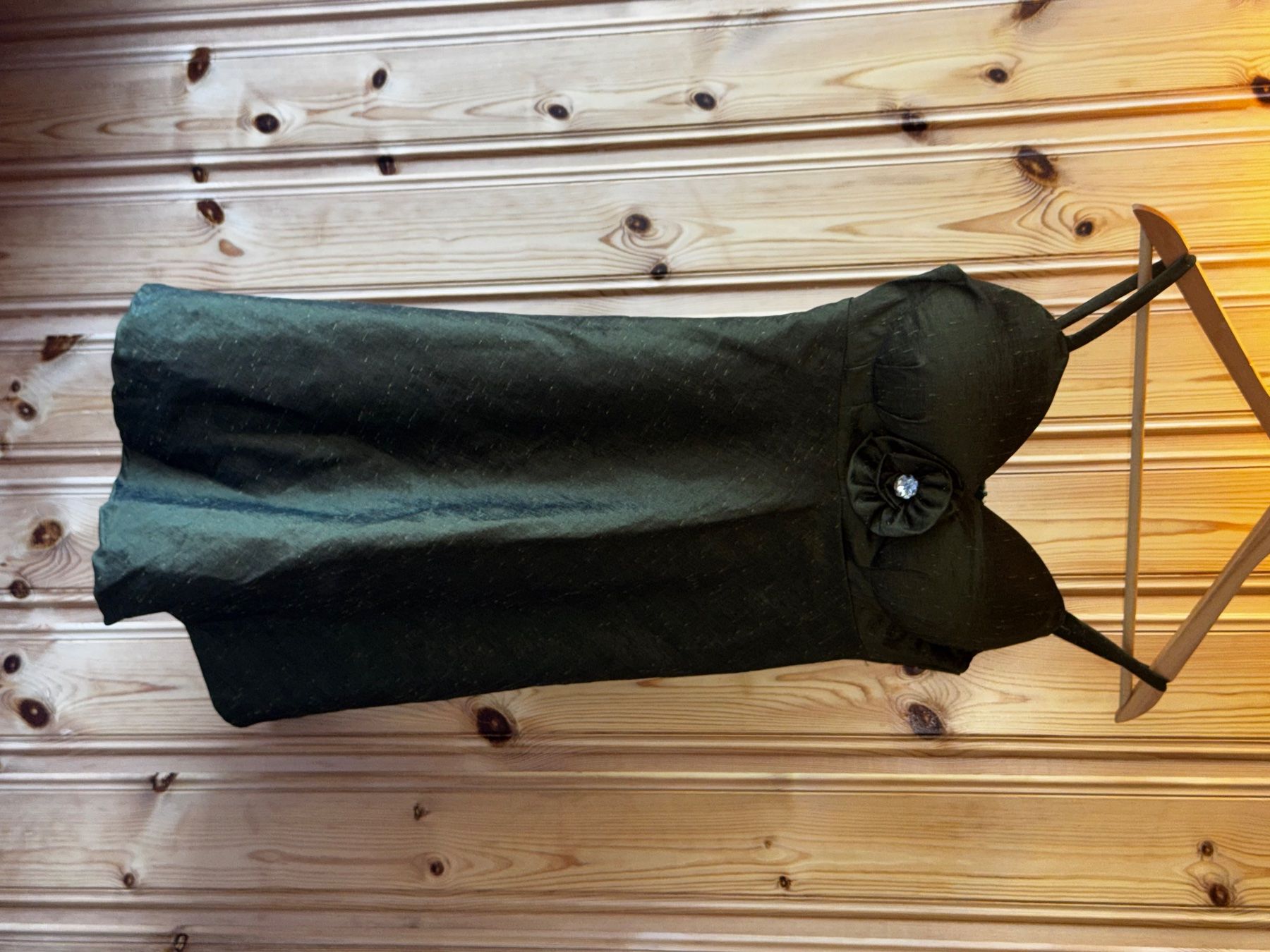 Kleider: Robe de soirée verte taille M – Gebraucht aus Ovronnaz von Etagne68