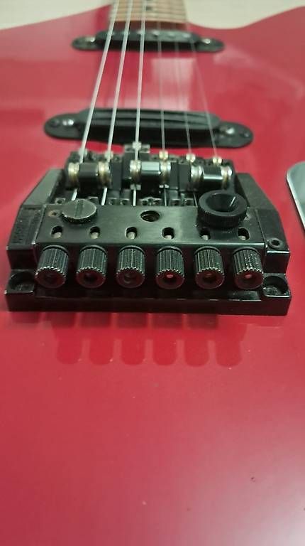 Washburn Strumenti musicali: Washburn A-5 Stage Series E-Gitarre 80's – Usato da Zürich venduto da nico0093 3