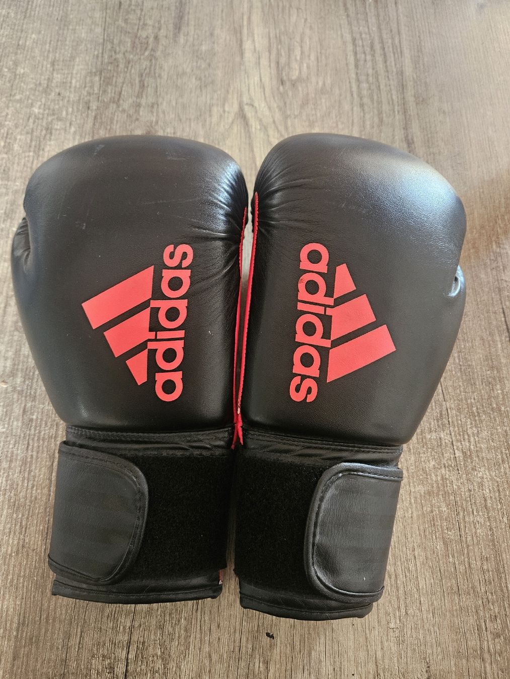 Adidas Guanti & manicotti: Boxhandschuhe Adidas Hybrid 50  – Usato da Riehen venduto da Pesto-Genovese