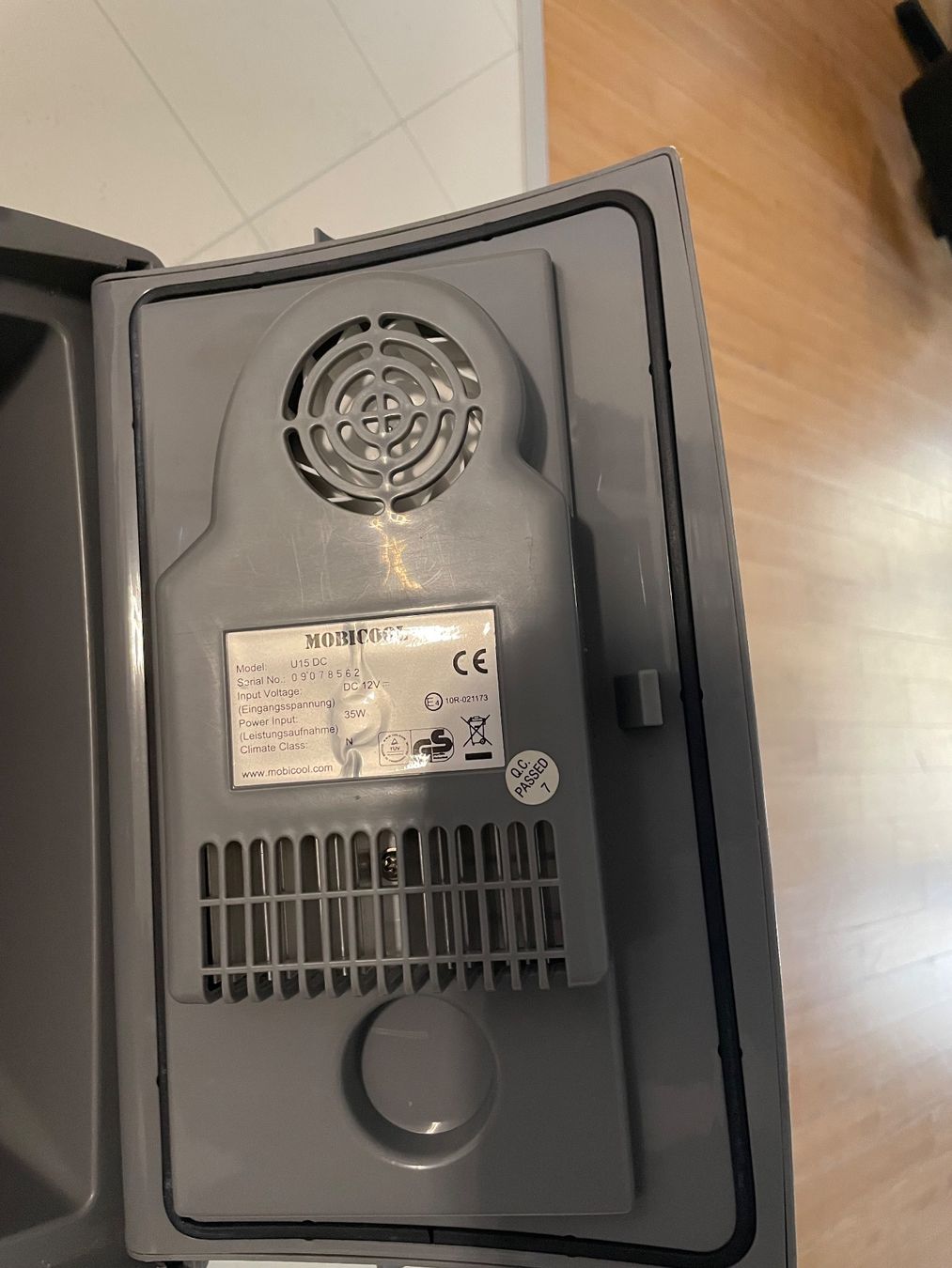 Mobicool Frigoriferi & Refrigeratori: Mobicool Kühlbox 12V DC guter Zustand – Usato da Ebikon venduto da Agnes62 3