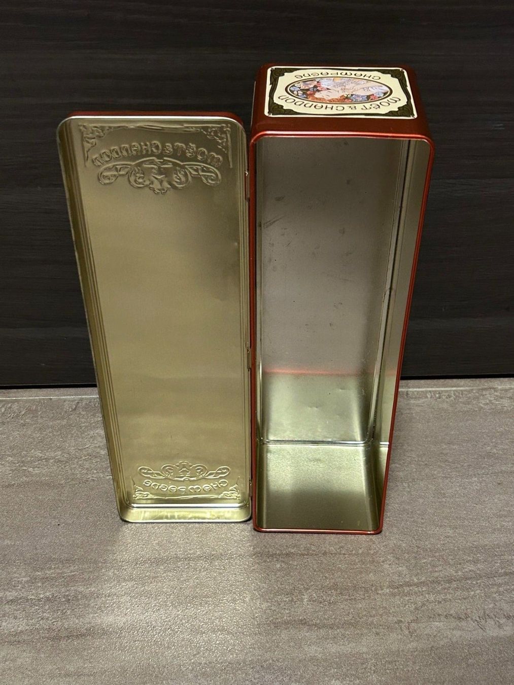Moet Spirituosen: Moët Chandon Champagne Box – Gebraucht aus Lausanne von Retro-geek 6