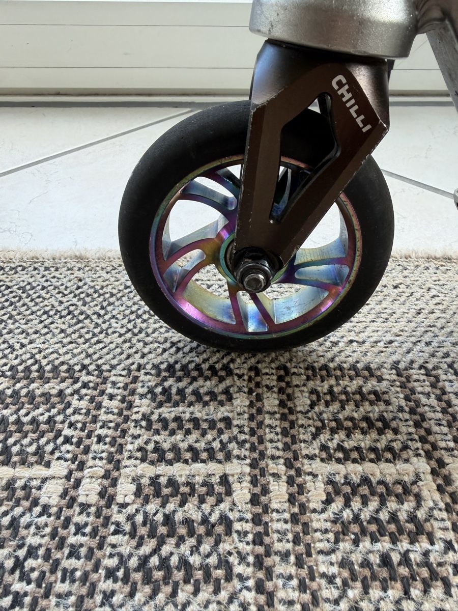 Chilli Kickboard: Chilli Pro Scooter günstig abzugeben – Usato da Nänikon venduto da Monschgal 3