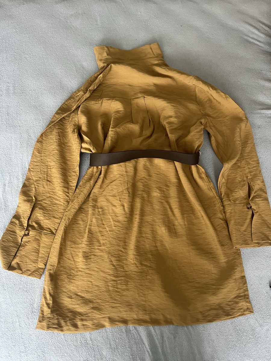 Robes: H&M Kleid, Hemdblusenstil, Khaki, Gr. S – Neuf (Voir description) à Olten par sae_82z2 6