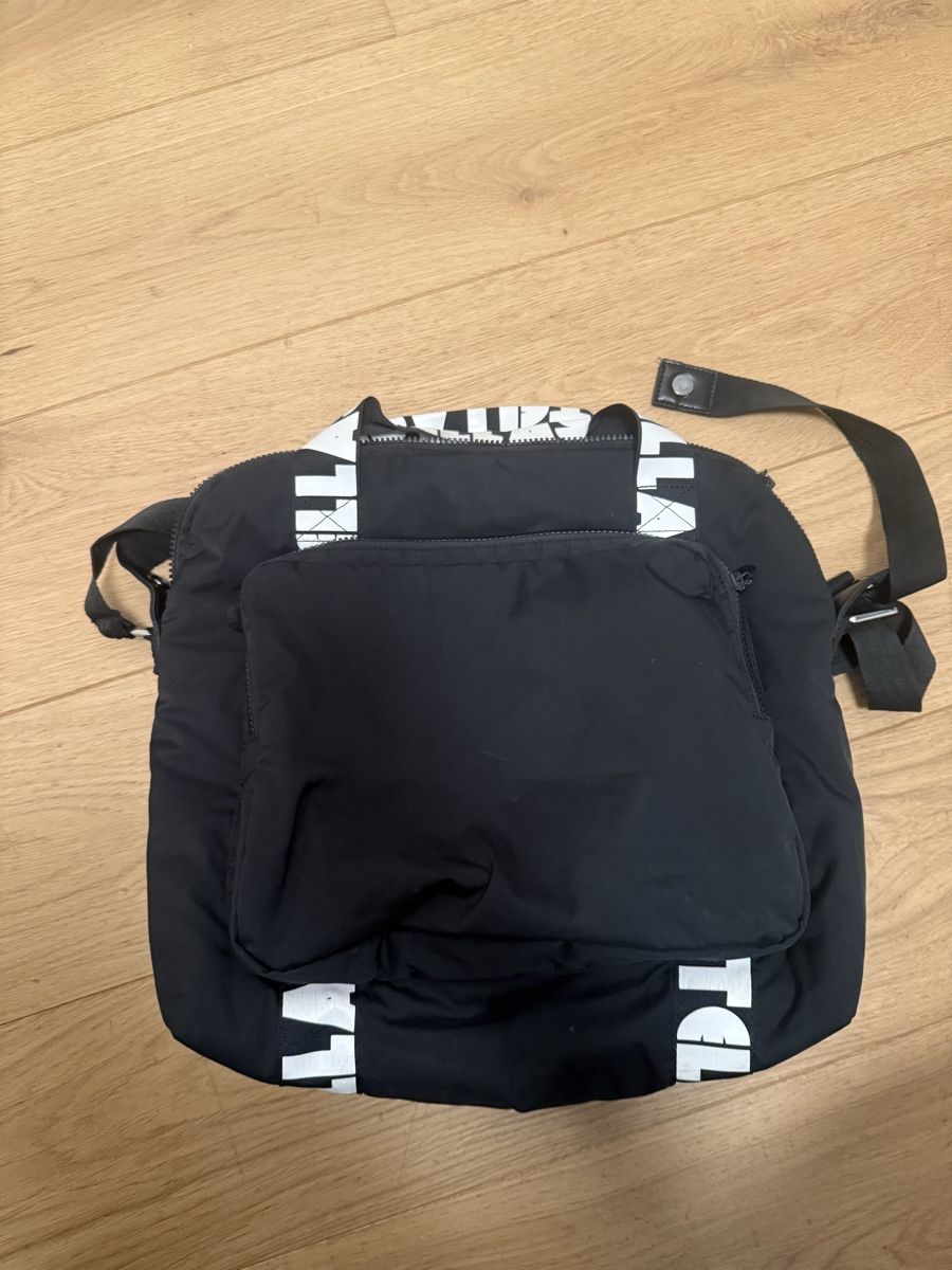 Stella McCartney Taschen: Stella Mccartney wickeltasche – Gebraucht aus Holzhäusern ZG von Valentina5789 1