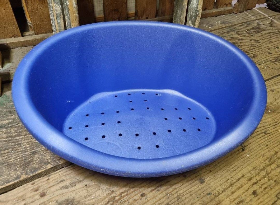 Cucce & Letti: Panier pour petit chien ou chat – Usato da La Chaux-de-Fonds venduto da zaza.zaza