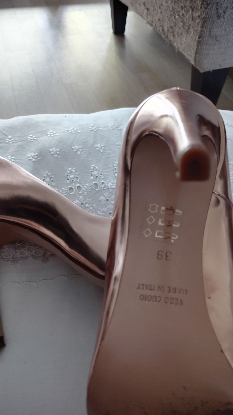 Scarpa Scarpe da donna: scarpa oro di via maestra – Nuovo (secondo la descrizione) da Spreitenbach venduto da ludwigmaira 2