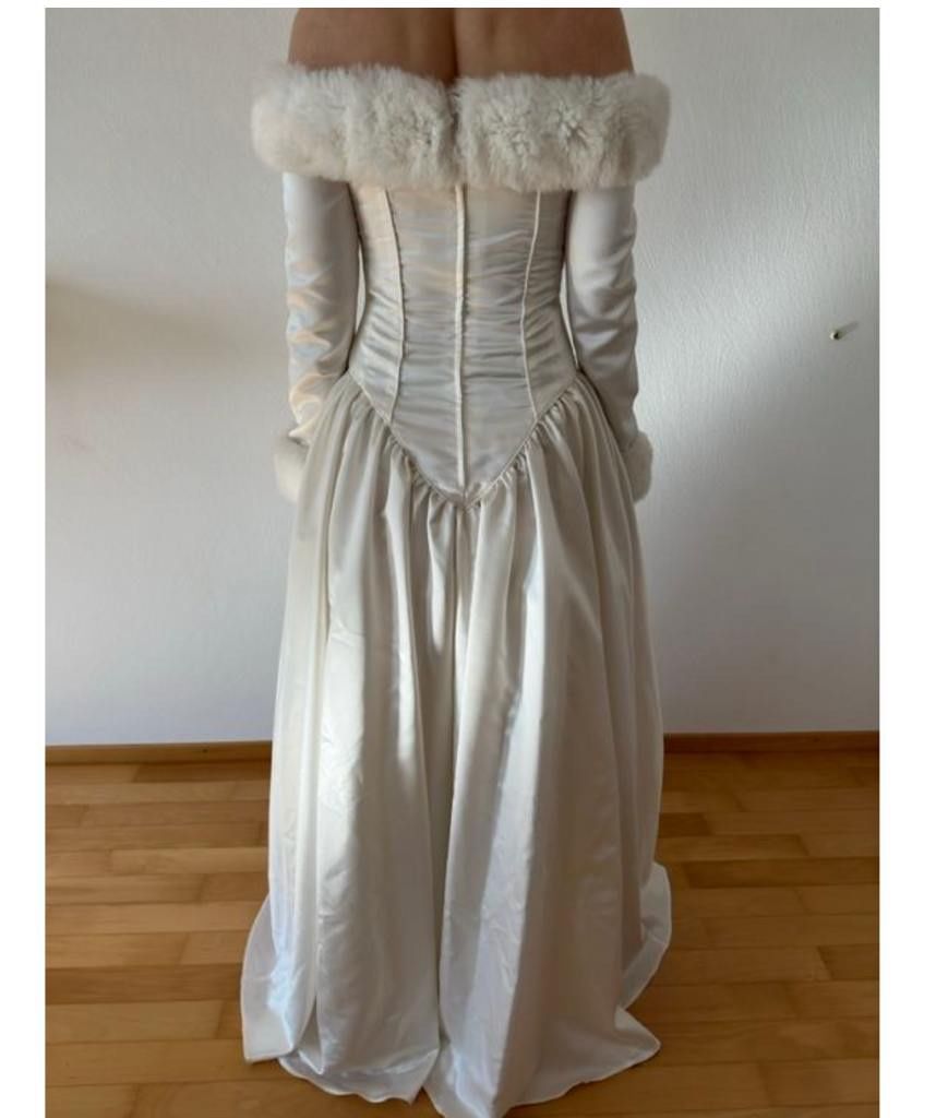 Vestiti: Traumhaftes Hochzeitskleid Gr.36/38 – Usato da Wagen venduto da Fosis 2
