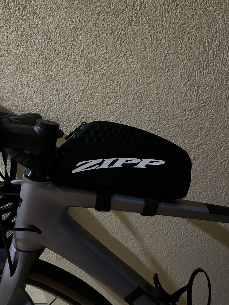 Zipp Pezzi di ricambio: Sacoche de cadre vélo Zipp – Usato da Palézieux-village venduto da DavidV01