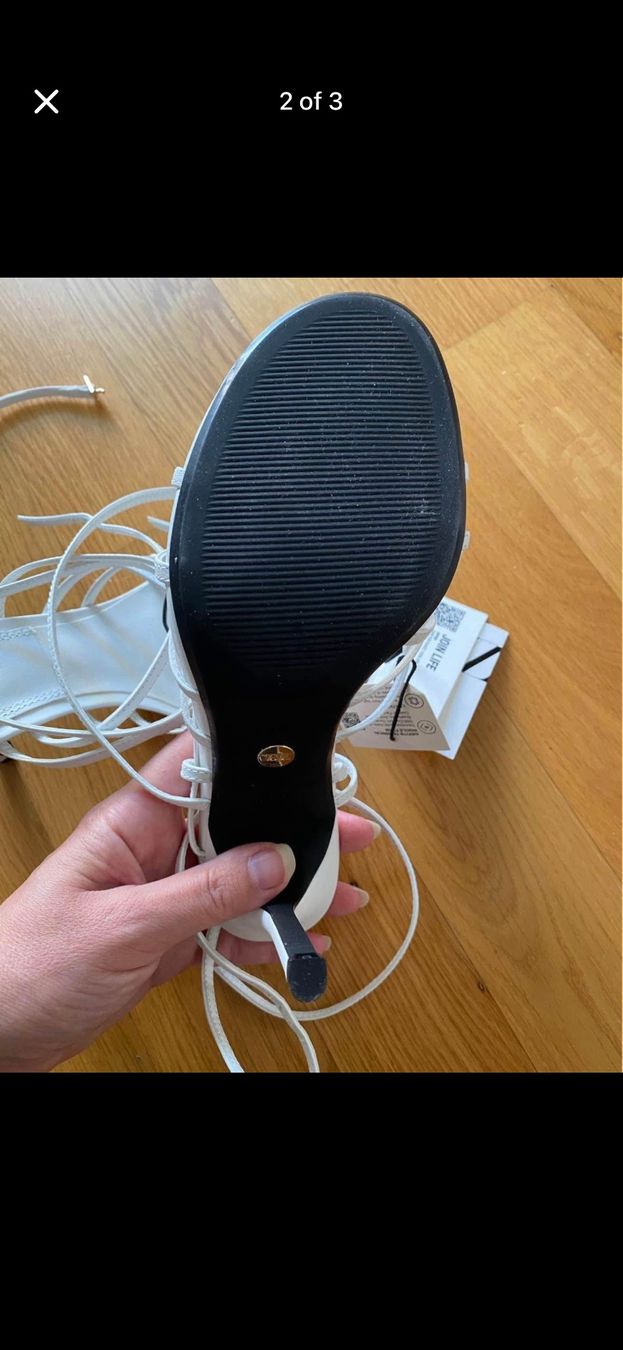 Zara Scarpe da donna: Leder Zara Sandale Gr 37 – Nuovo (secondo la descrizione) da Unterengstringen venduto da Cuz_5555 1