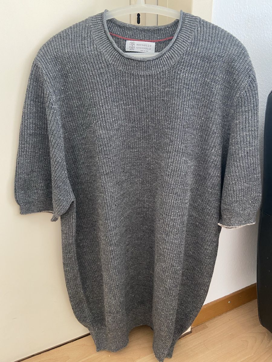 Brunello Cucinelli T-shirt: Brunello Cucinelli t-shirt – Nuovo (secondo la descrizione) da Kriens venduto da sza_y5cs
