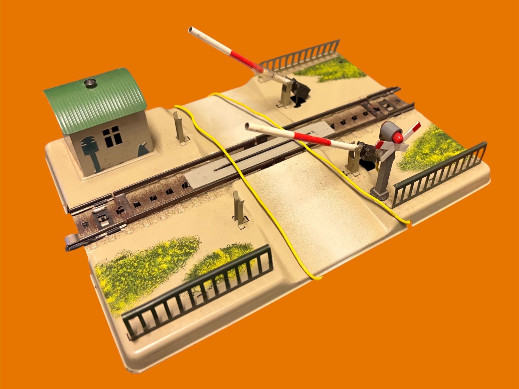 Märklin Modellini di ferrovie: Bahnübergang Märklin 7054 – Usato da Zürich venduto da Brockigarage 1