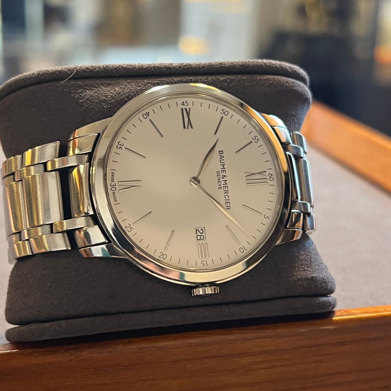 Baume & Mercier Uhren: Baume & Mercier Classima White Dial Quartz Date 65809 – Gebraucht aus Carouge GE von Watchaser 6